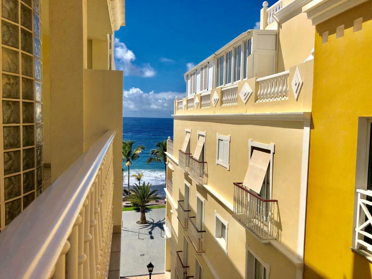 Apartamentos El Faro Puerto De Naos Exterior foto